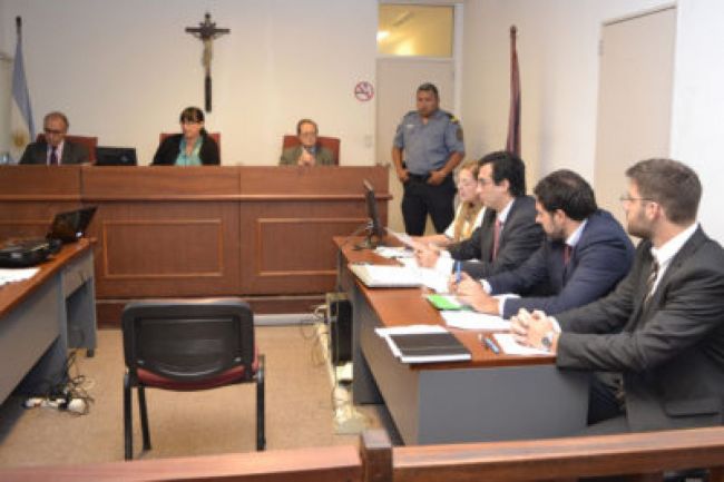 Comenzó el juicio contra Cruz