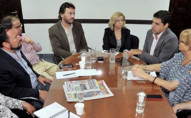 Concejales con autoridades de AMT