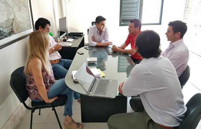 Taxistas y remiseros con AMT