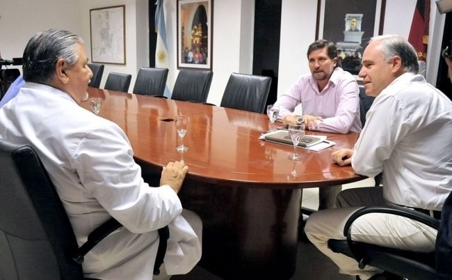 Padres de niños autistas se suman al pedido