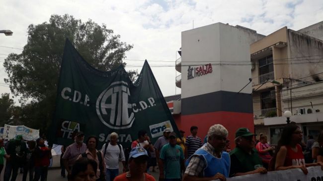 Una de las marchas contra la reforma previsional