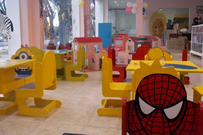 Venta de juguetes en la cárcel