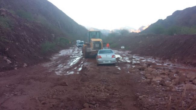 Trabajos de emergencia en ruta nacional 68