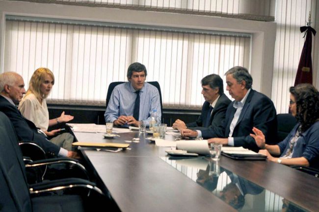 Encuentro con legisladores