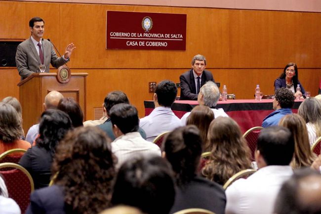 Presentación del decreto 281/18