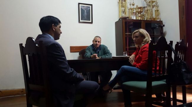 Fonseca con autoridades del penal