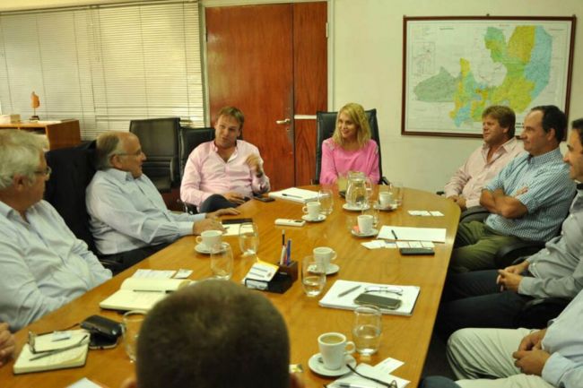 Encuentro con empresarios