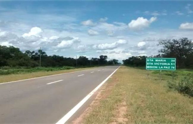 Ruta 54 en pleno Chaco Salteño