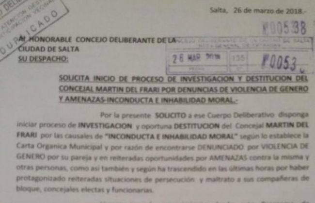 Facsimil del pedido de destitución