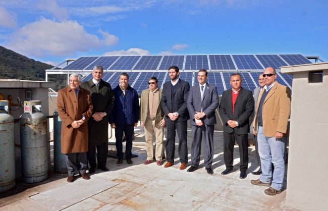 Mega paneles en el edificio