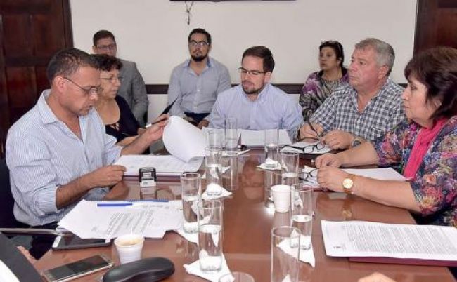 Ediles reunidos en comisión