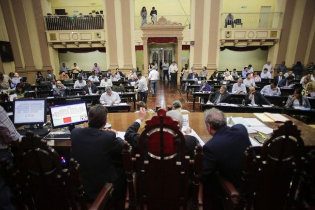 Diputados analizando el caso Lula Da Silva