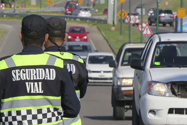 Controles en avenidas y en la ruta nacional