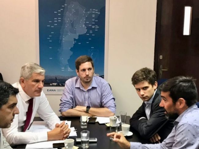 Zottos con autoridades nacionales