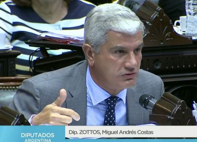 Sesión caliente en Diputados