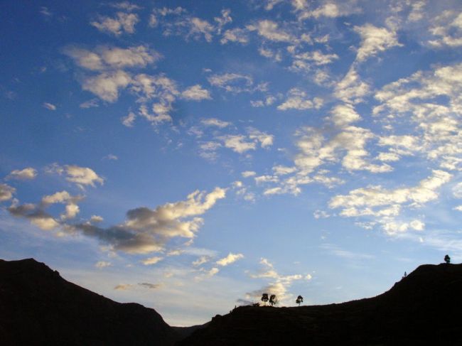 cielo nublado y temperatura en ascenso