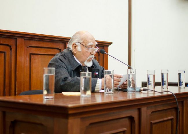 Poesía en el Concejo Deliberante