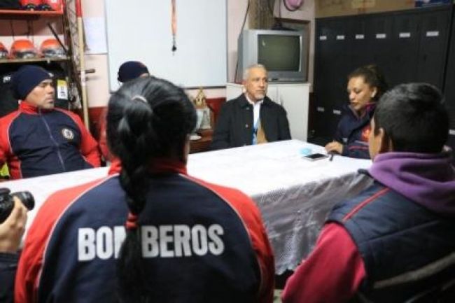 Romero con los bomberos