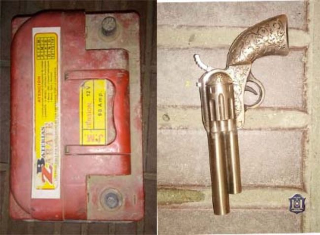 El caco usaba un revolver de juguete