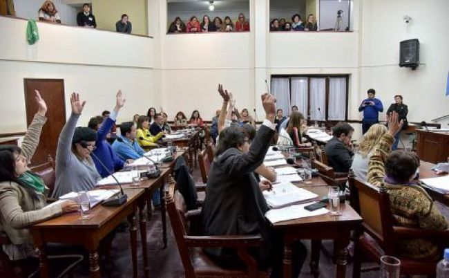 El cometido del viaje será entregar una plaqueta