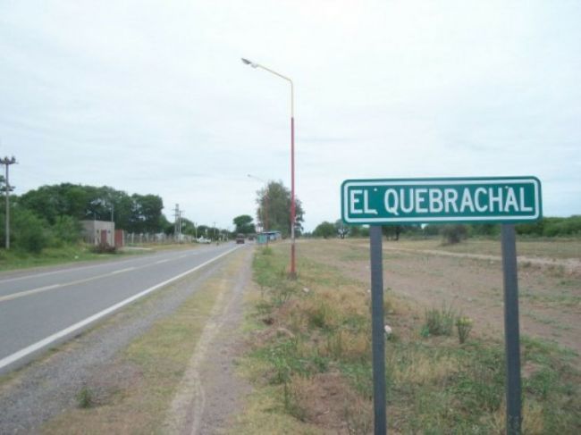 Acceso a El Quebrachal