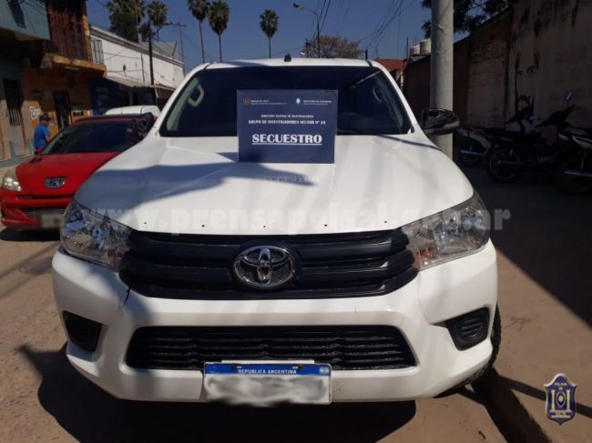 Ladrones de camionetas detenidos