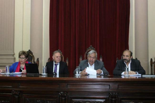 Uno de los debates previos al tratamiento del proyecto