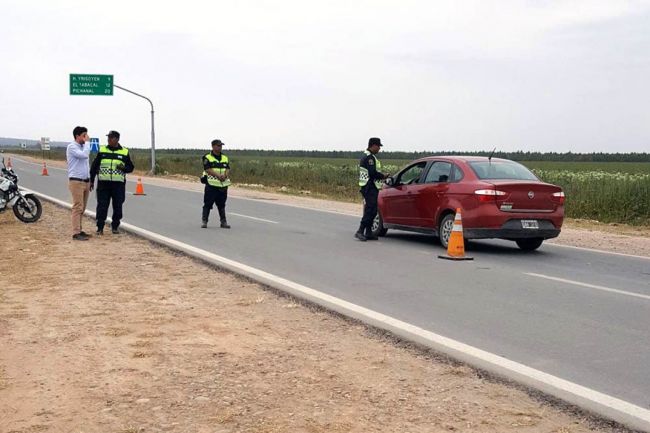 Controles en el acceso a Orán