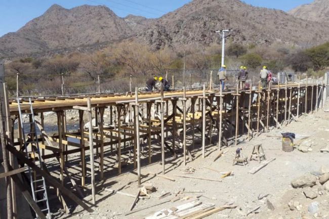 Puente en la ruta provincial 7