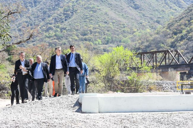 Macri pasó por Salta para inaugurar una obra