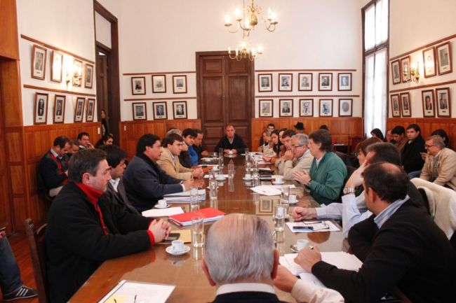 analizan alternativas de recategrización de la Provincia