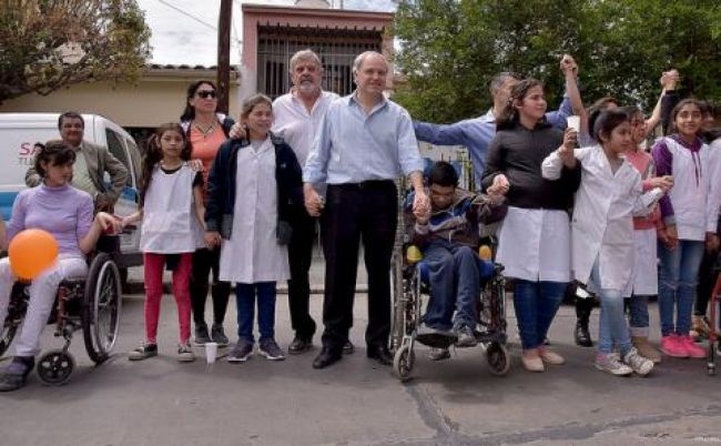 Abrazo solidario a Hirpace