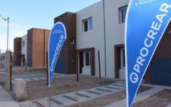 Siguen los reclamos por los créditos UVA