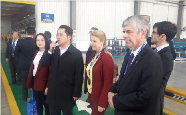 Misión público privada en China