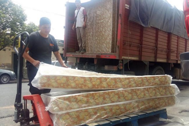 Traslado de ayuda a damnificados