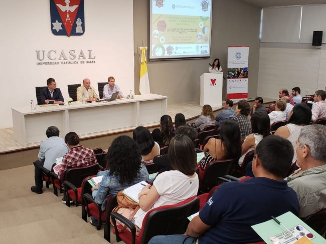 Jornada en la UCASAL