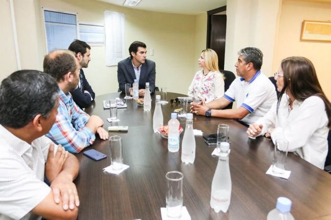 Acuerdo salarial con gremios estatales