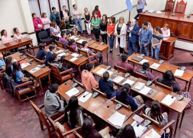 Los ediles y los jóvenes concejales