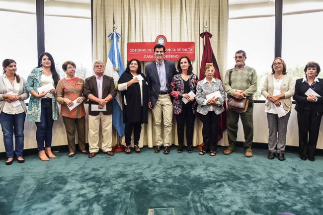 Urtubey y representanes de ONG