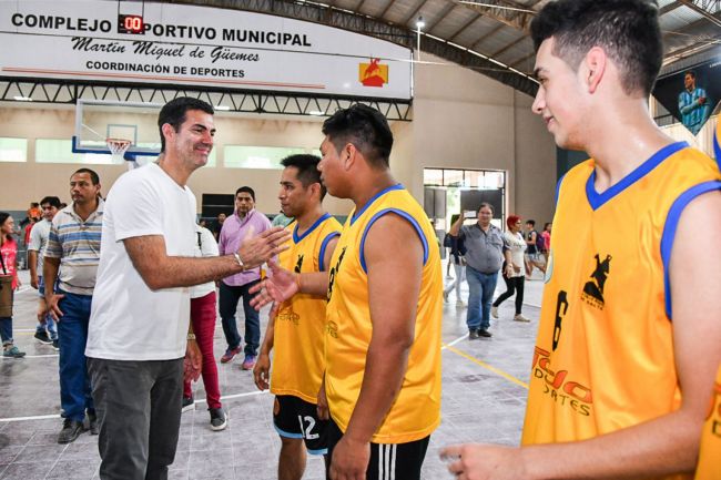 Nuevo complejo polideportivo en Tartagal