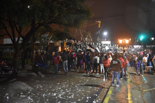 Banderazo con incidentes