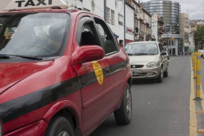 La medida alivia situación de taxistas y remiseros