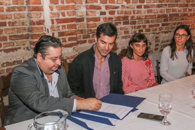 Urtubey en Colonia Caroya