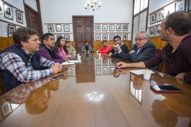 Periodistas con Godoy