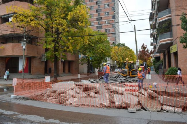Calle 25 de mayo y Leguizamón