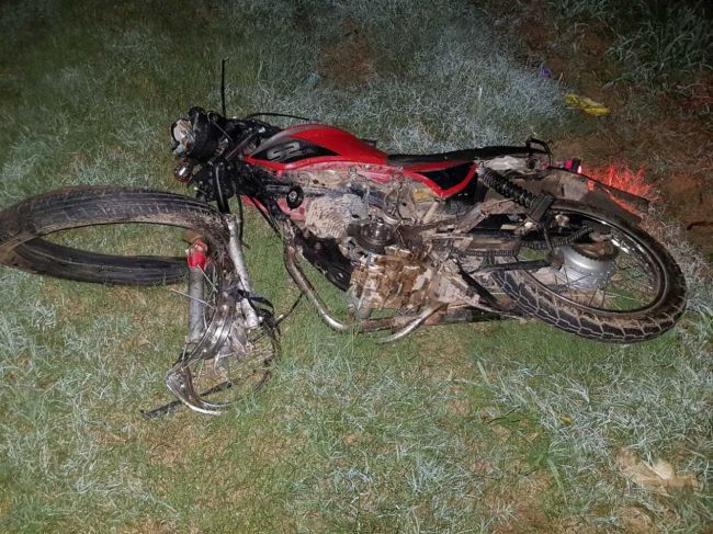 La moto quedó destrozada