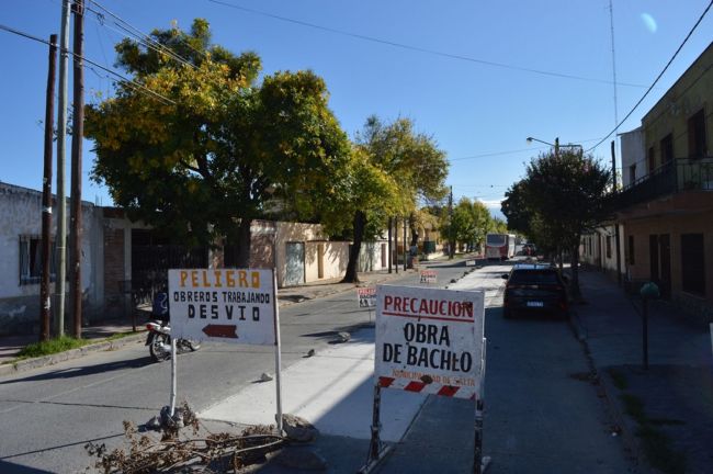 Trabajos en calle Orán