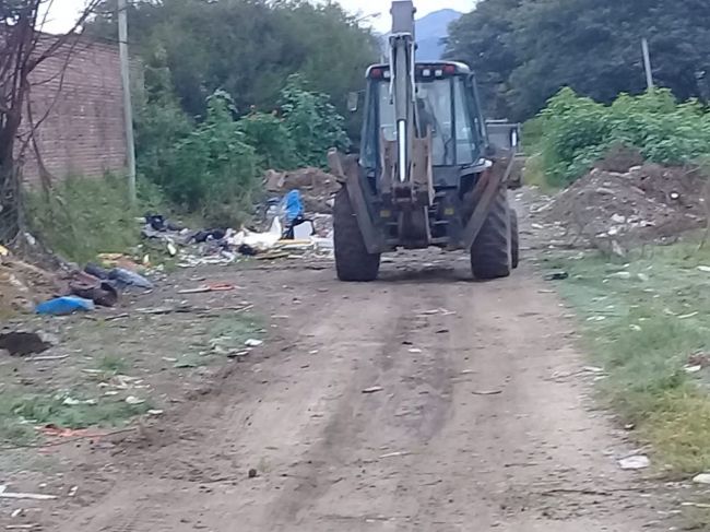 Limpiaron calle Pachi Gorriti