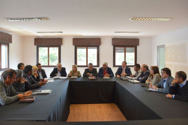 Pinal de Cid con senadores