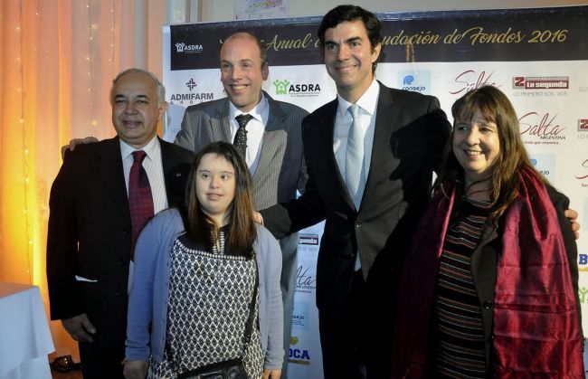 ASDRA convocó a personalidades en su cena anual